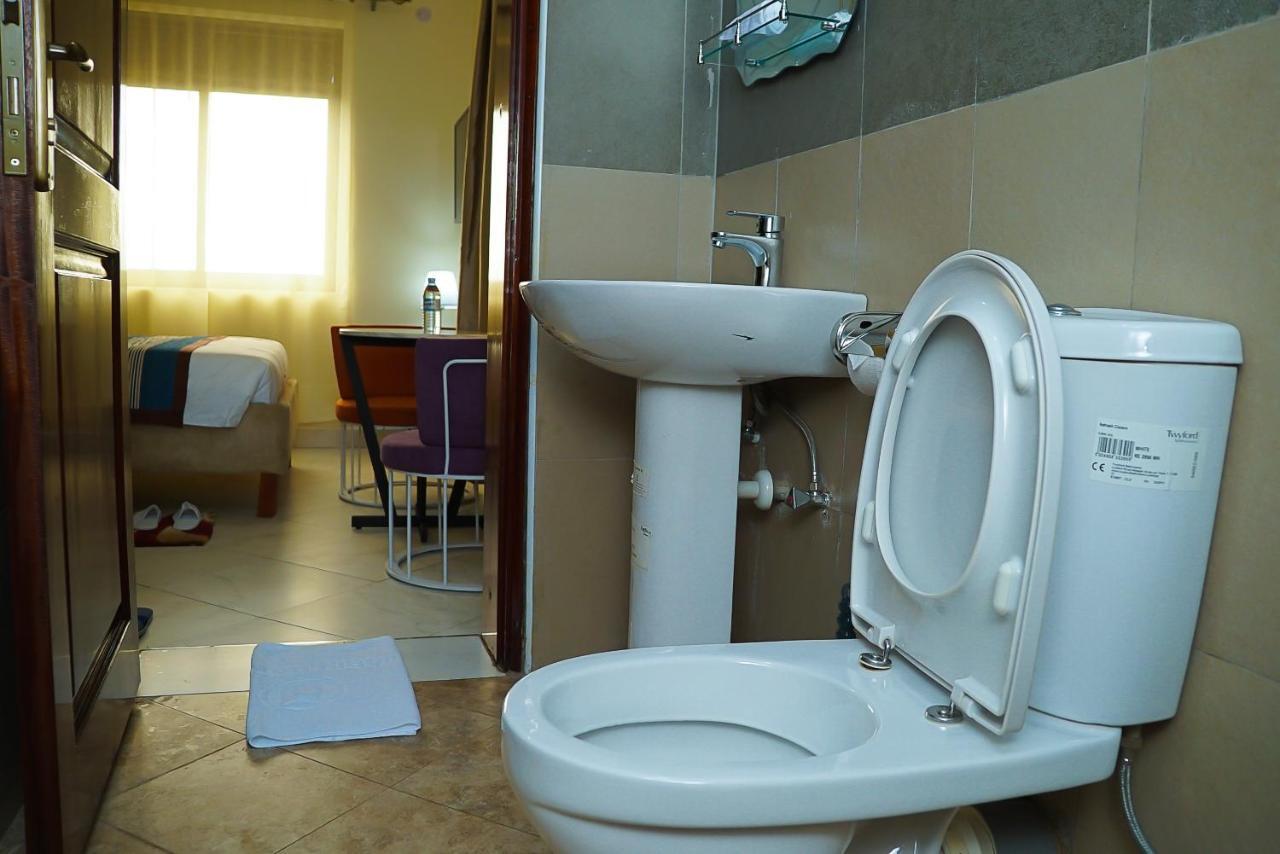 Jarin Hotel Кампала Экстерьер фото