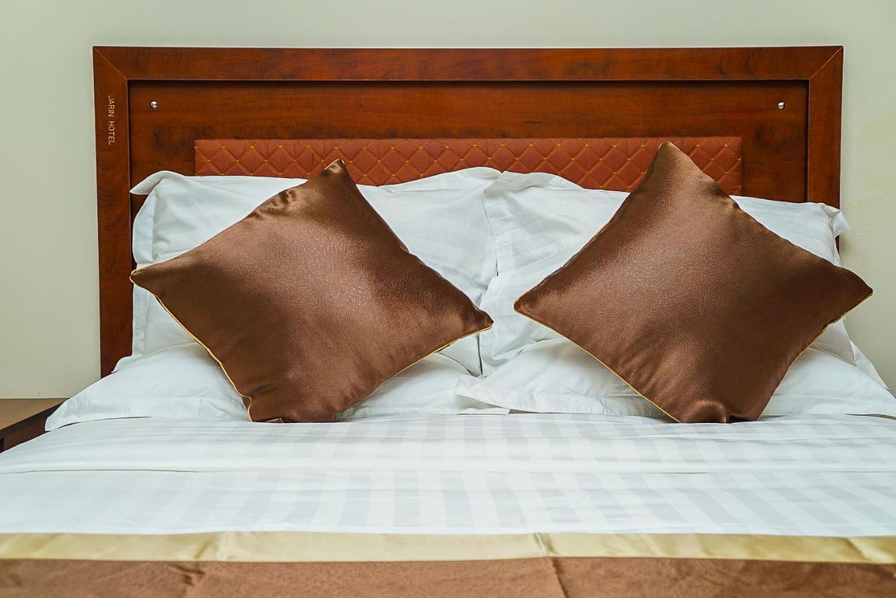 Jarin Hotel Кампала Экстерьер фото